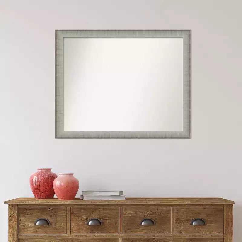 Specchio da Parete da Bagno Stretto con Cornice in Peltro Spazzolato 31" x 25", Senza Smussatura, Decorazione Moderna per Mobile Bagno