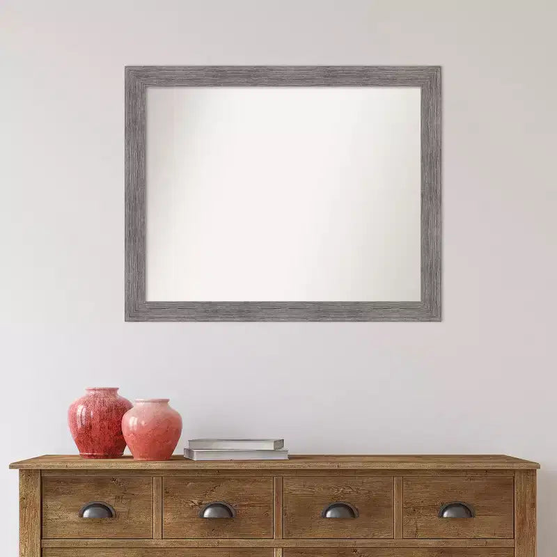 Specchio da parete per bagno con cornice stretta "Pinstripe Plank Gray", 32" x 26", non smussato, montaggio a parete