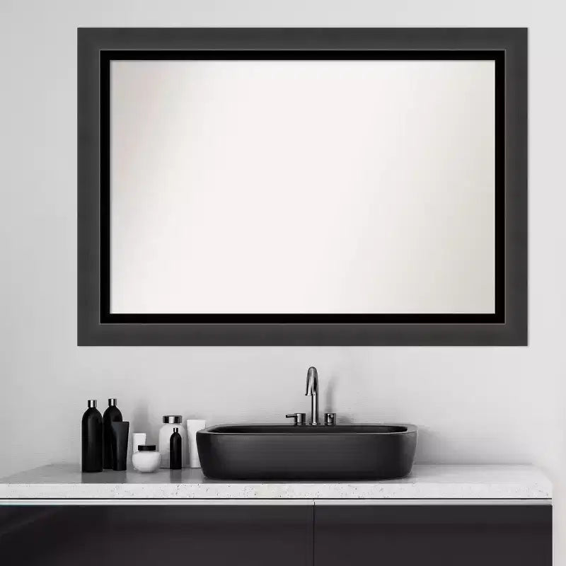 Specchio da parete rettangolare per bagno 41" x 29" incorniciato in nero smoking, senza bordo smussato, da parete