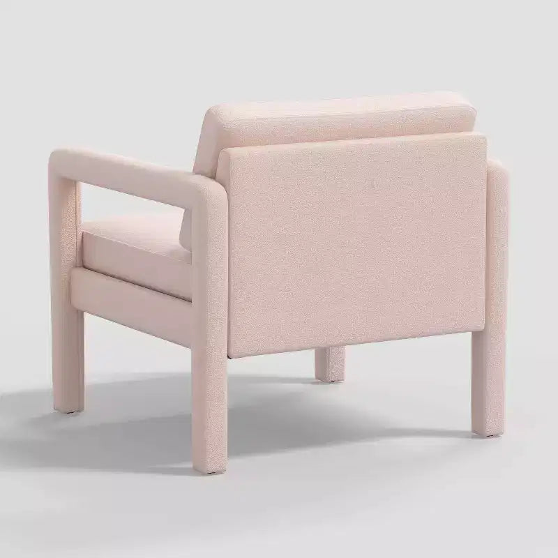Poltrona d'accento scultorea completamente imbottita con braccioli e cuscini integrati