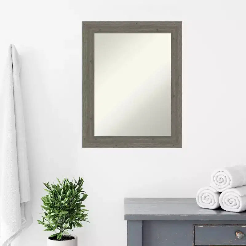 Specchio da bagno da parete in vero legno grigio stretto non bisellato, 28.5 x 22.5 pollici