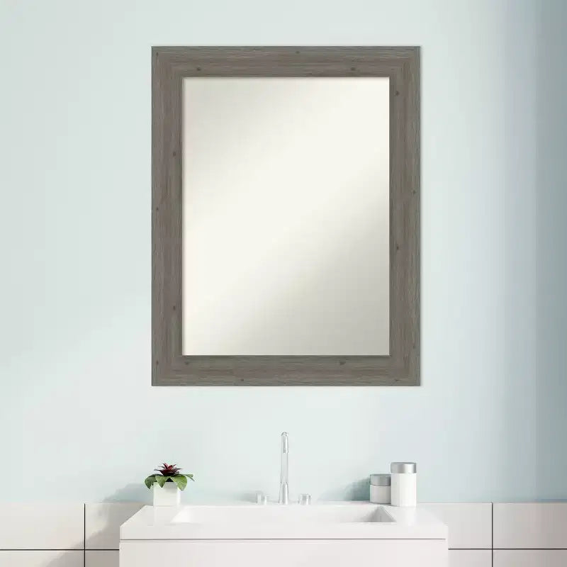 Specchio da bagno da parete in vero legno grigio stretto non bisellato, 28.5 x 22.5 pollici